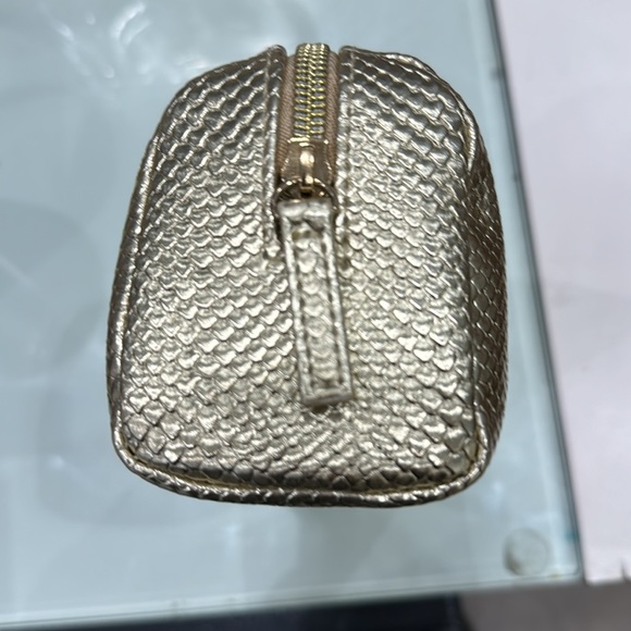 Cle de peau special night care set - Picture 4 of 4